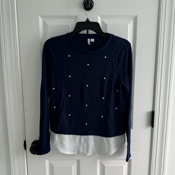 Elle Knit Navy Long Sleeve Top with Pearl Accents - Picture 3 of 3